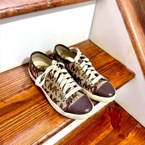 Women’s Michael Kors canvas lace up sneakers US-6.5 . Worn maybe 2-3 times.